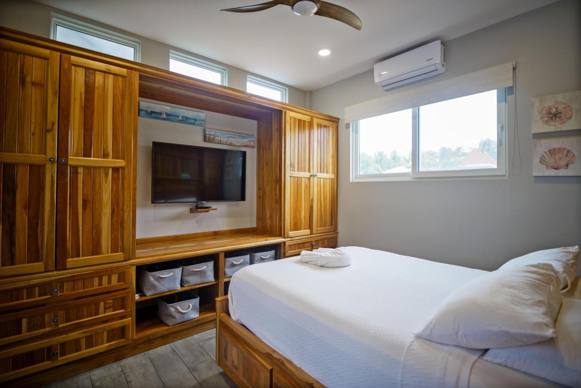 Hotel Ocean Breeze à Placencia Extérieur photo