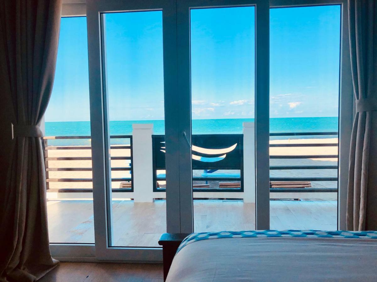 Hotel Ocean Breeze à Placencia Extérieur photo