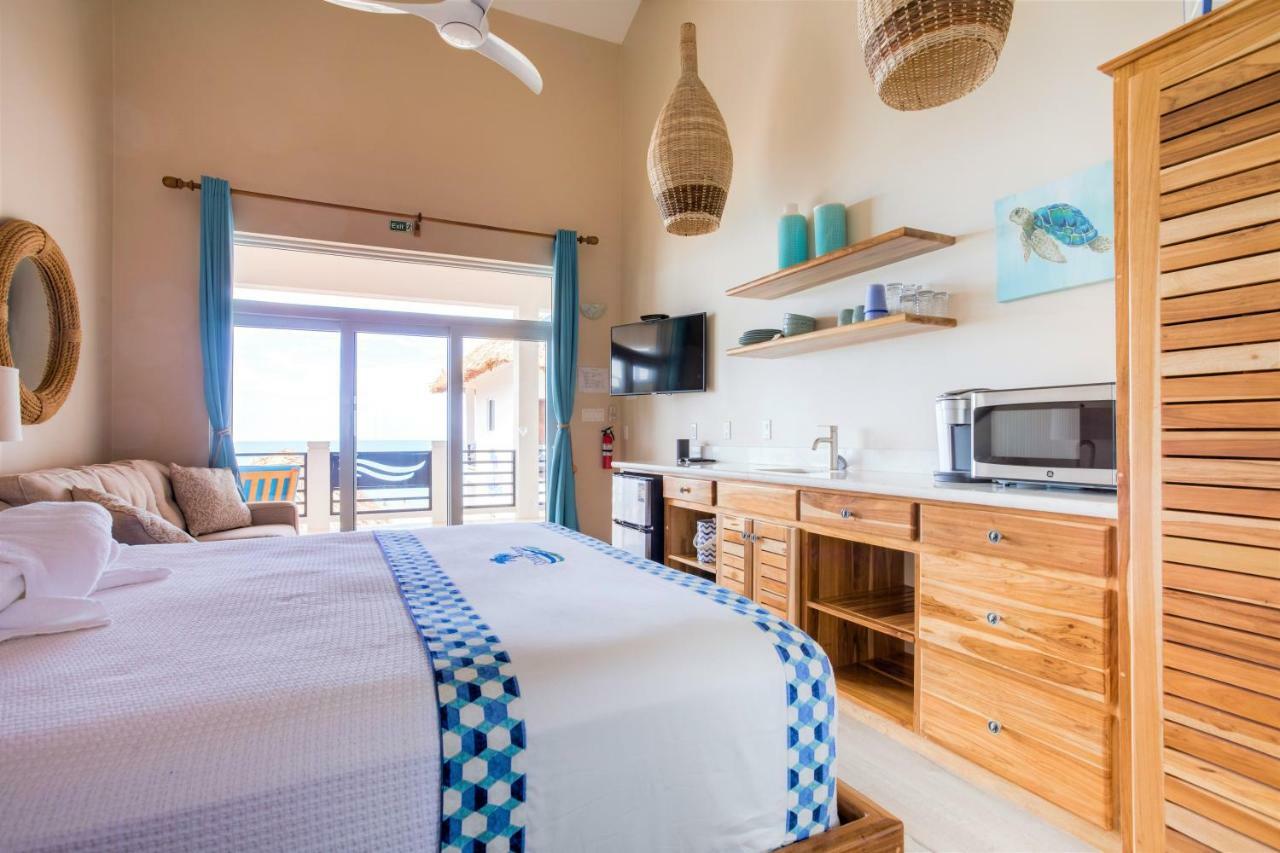 Hotel Ocean Breeze à Placencia Extérieur photo