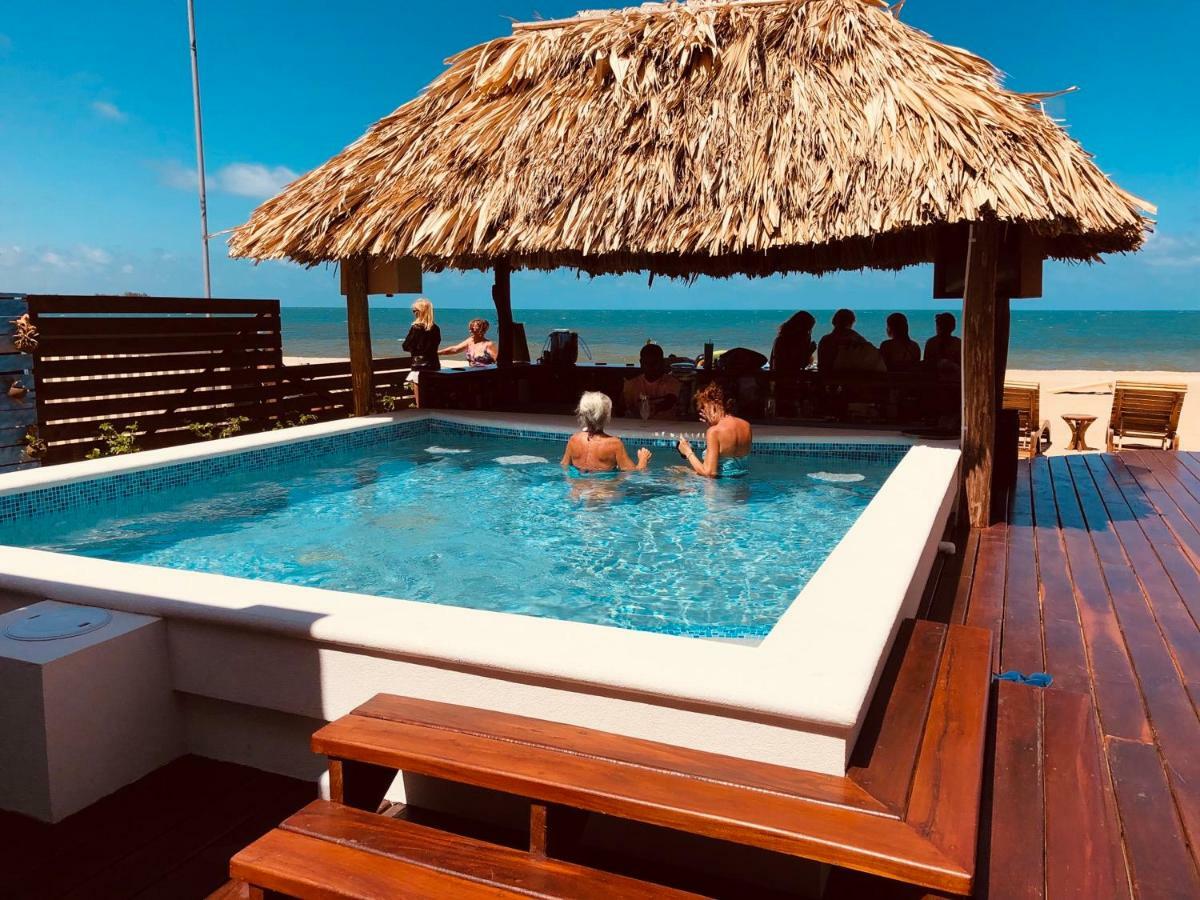 Hotel Ocean Breeze à Placencia Extérieur photo